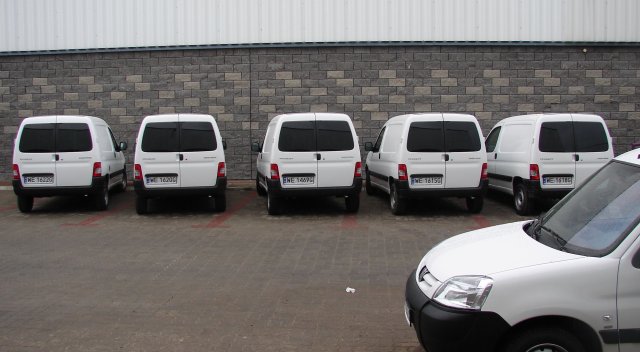 flota Peugeot Partner - foto jeden