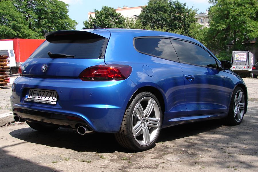 Scirocco nieco z dołu