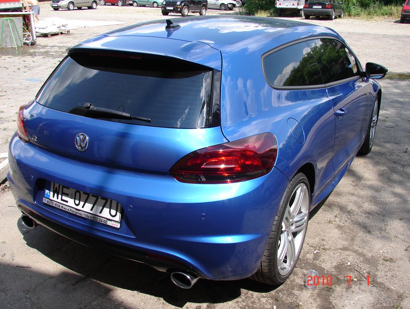 VW Scirocco - tył i prawy bok